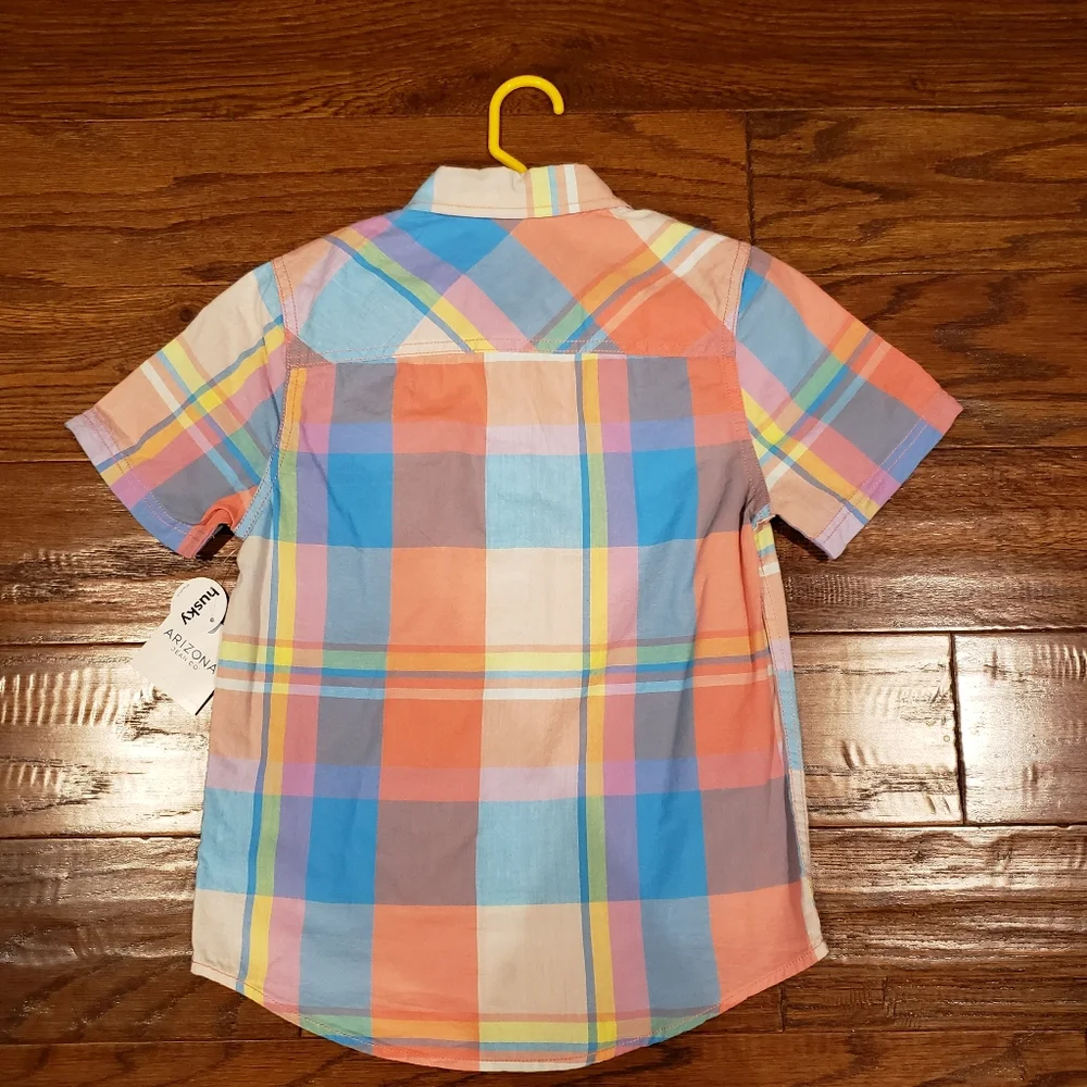 NWT - Arizona Jean Co. Boy's Short Sleeve Button Down Shirt - Size S(8H)